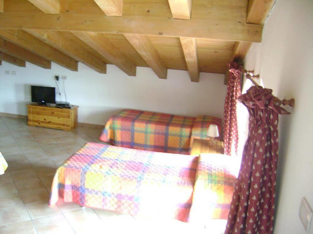 Agriturismo Le Sigalette Salionze Kültér fotó